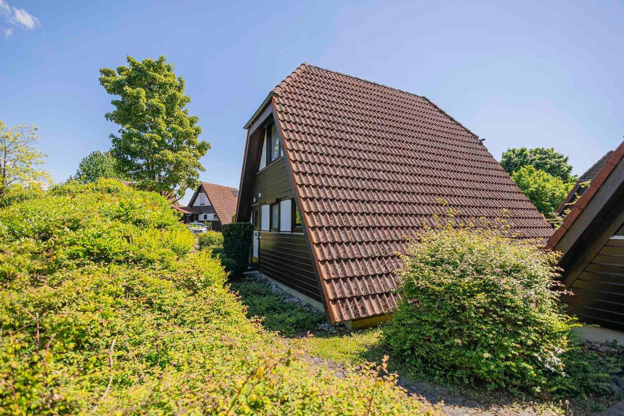 Ferienwohnpark Immenstaad Am Bodensee Nurdachhaus Typ 8 Ndt 099 Exteriör bild